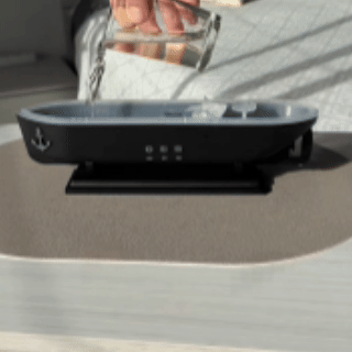 Retro Ship Jellyfish™ Aroma Diffuser